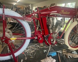 Right side view with the oil bag fitted to the frame.